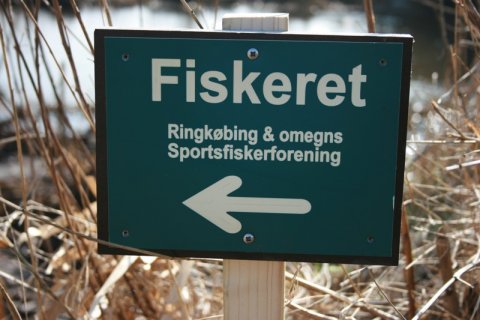 ros fiskeret skilt